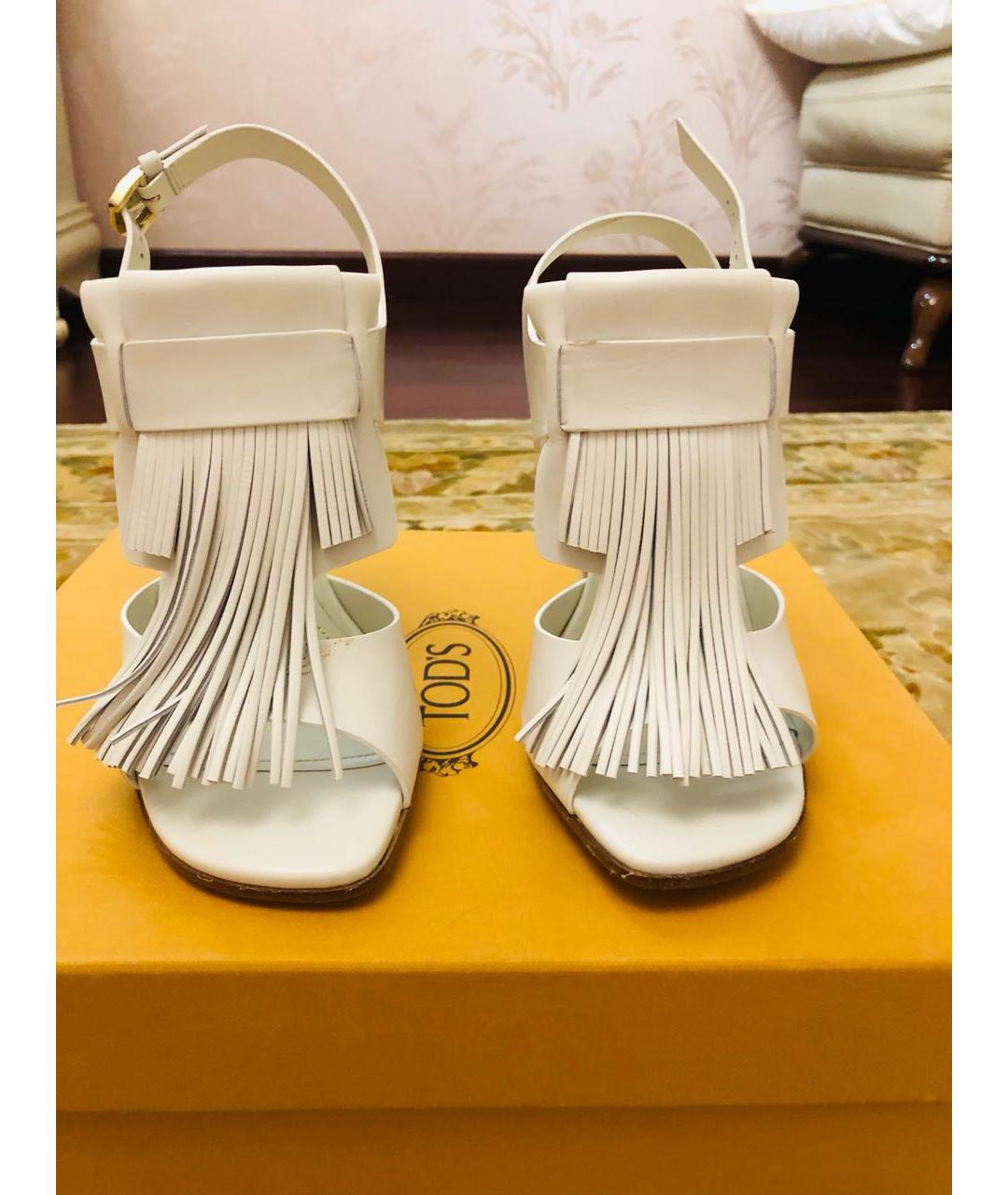 TOD'S Белые кожаные босоножки, фото 2