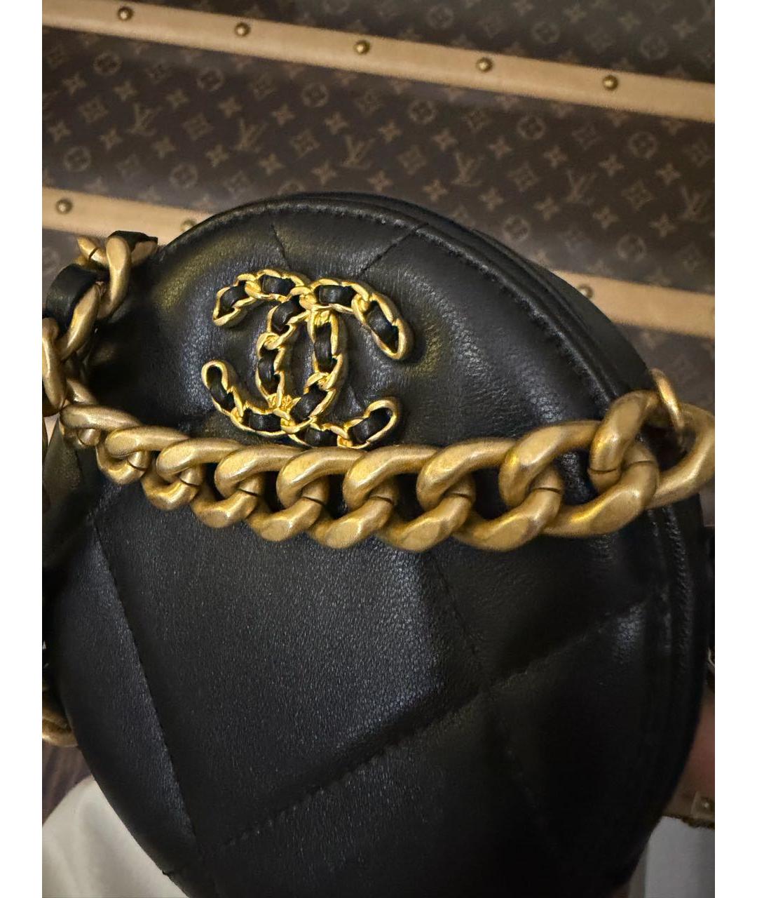 CHANEL Черная кожаная сумка через плечо, фото 4