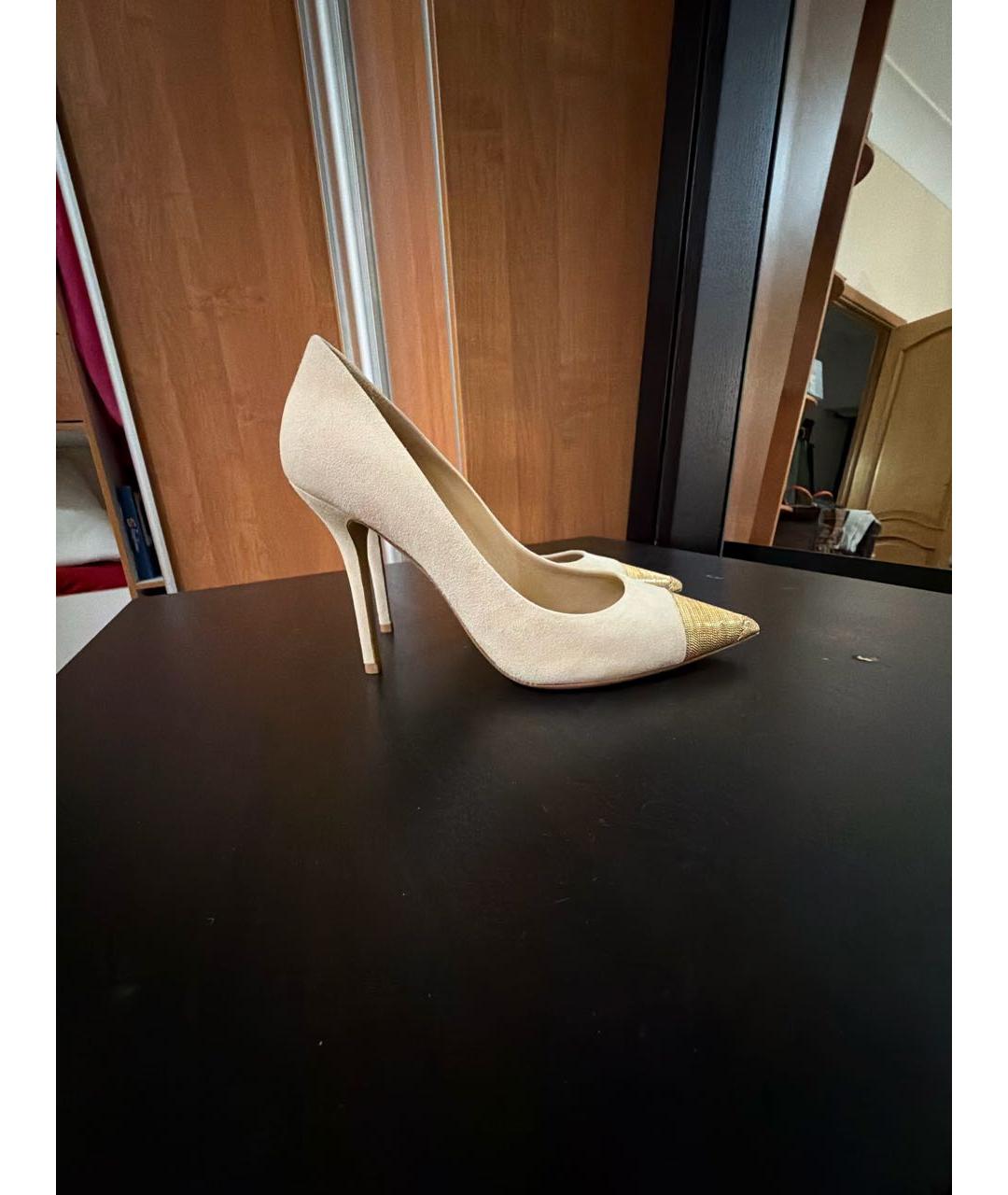 FERRAGAMO Бежевые замшевые туфли, фото 6