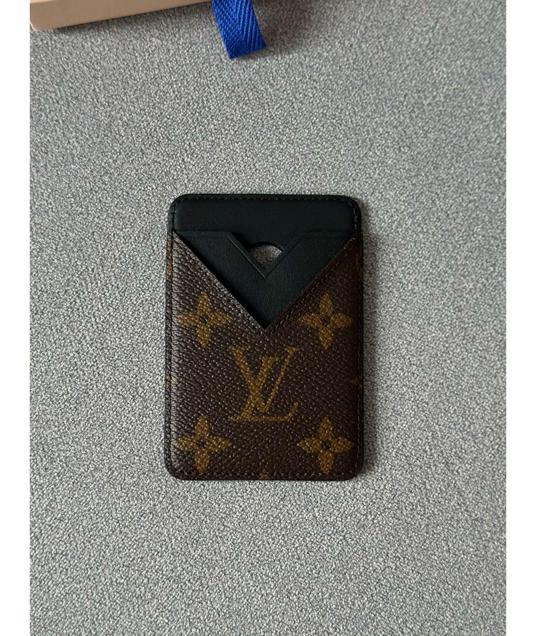 LOUIS VUITTON Коричневый кардхолдер, фото 3