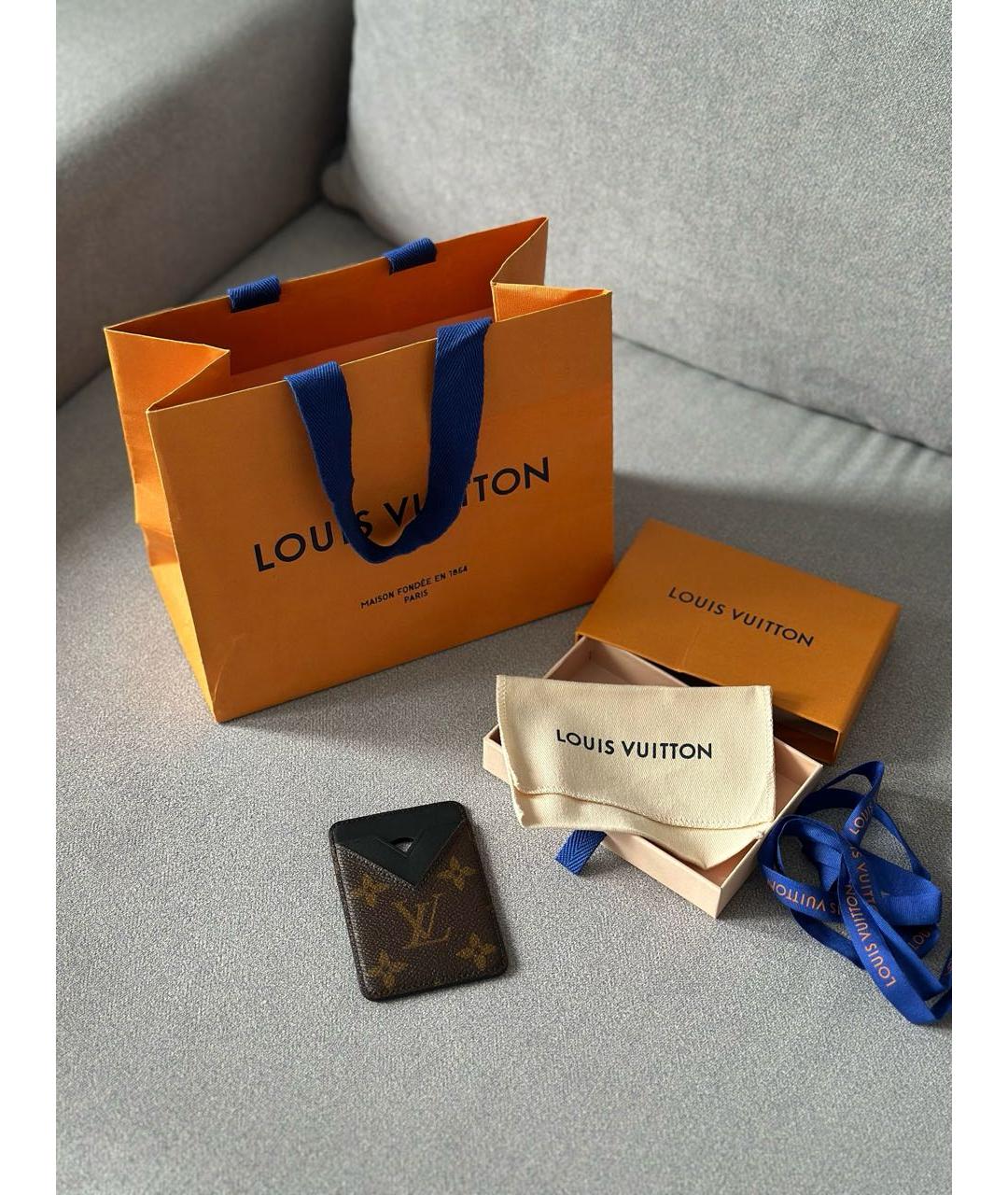 LOUIS VUITTON Коричневый кардхолдер, фото 2