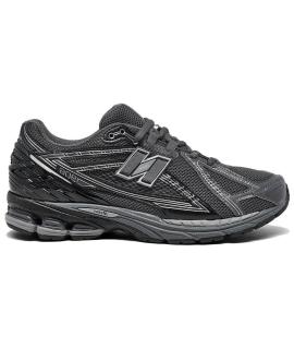 NEW BALANCE Низкие кроссовки / кеды
