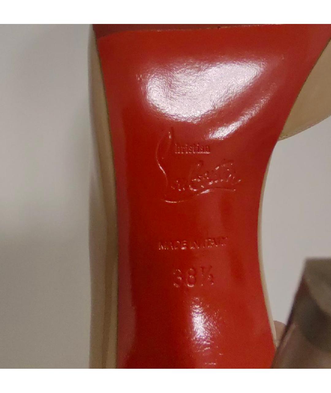 CHRISTIAN LOUBOUTIN Бежевые туфли из лакированной кожи, фото 6