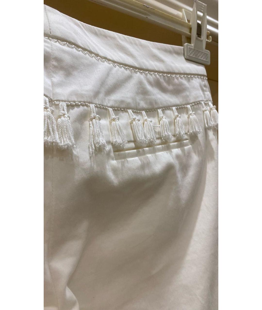 BLUMARINE Белые хлопко-эластановые джинсы клеш, фото 8