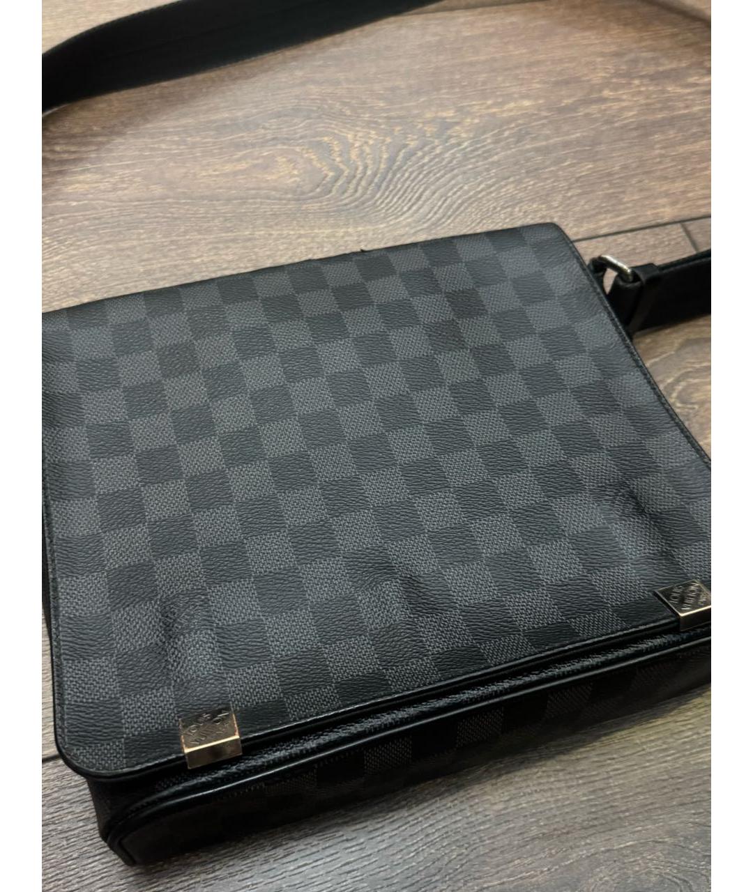 LOUIS VUITTON Черная кожаная барсетка, фото 2