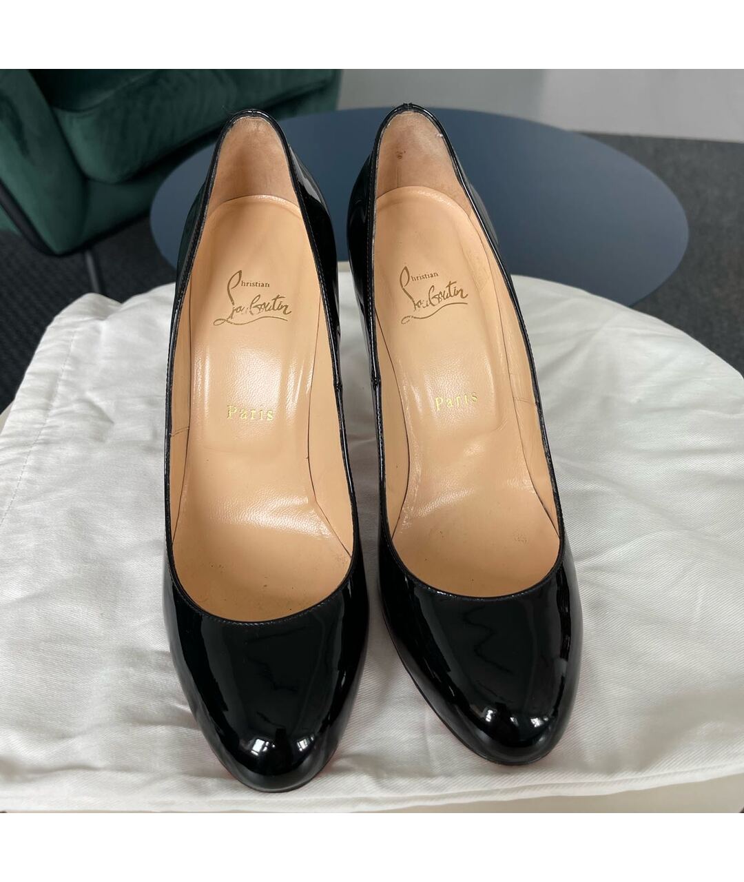 CHRISTIAN LOUBOUTIN Черные туфли из лакированной кожи, фото 2