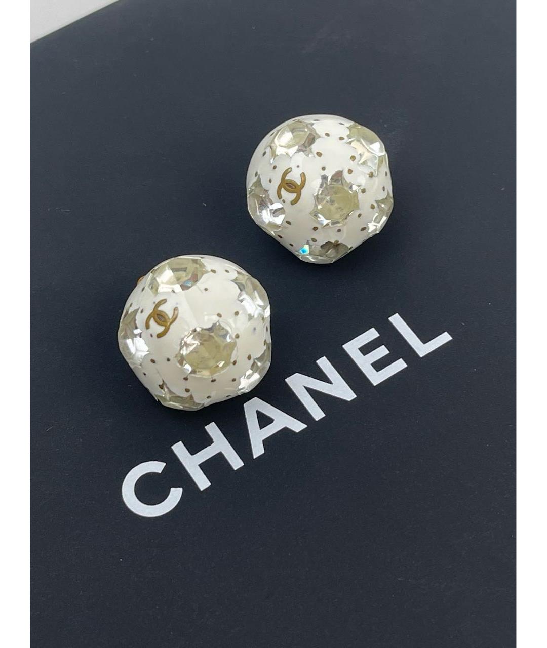CHANEL Бежевые серьги, фото 5