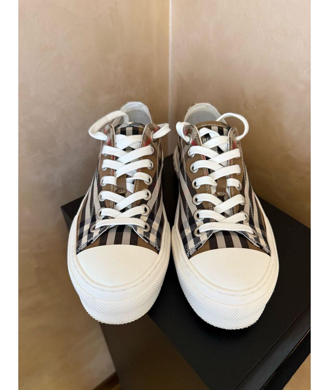 BURBERRY Коричневые текстильные низкие кроссовки / кеды, фото 2