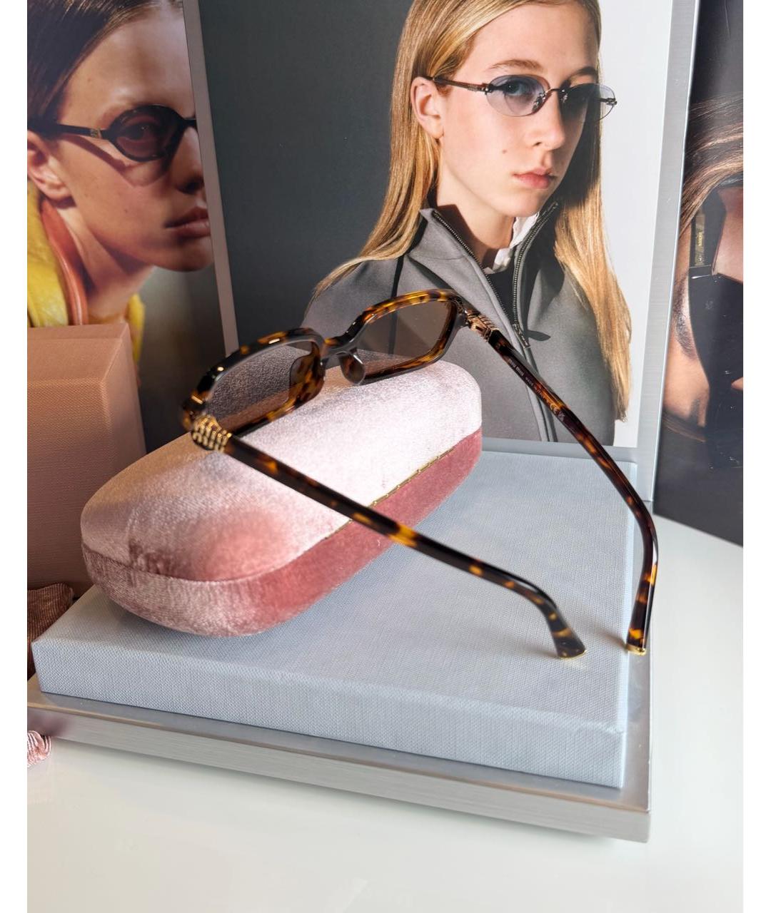 MIU MIU Коричневые пластиковые солнцезащитные очки, фото 7