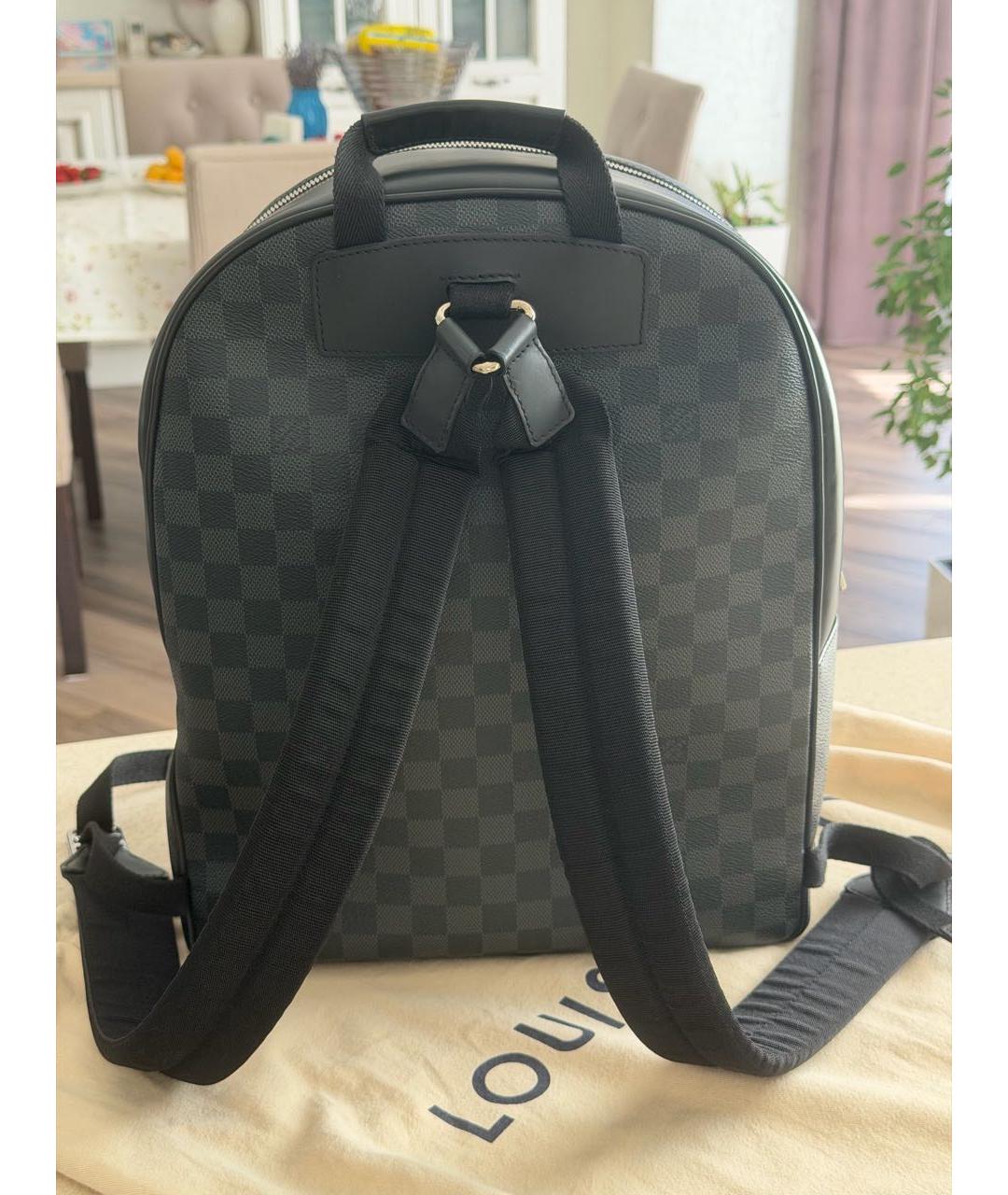 LOUIS VUITTON Антрацитовый рюкзак, фото 3
