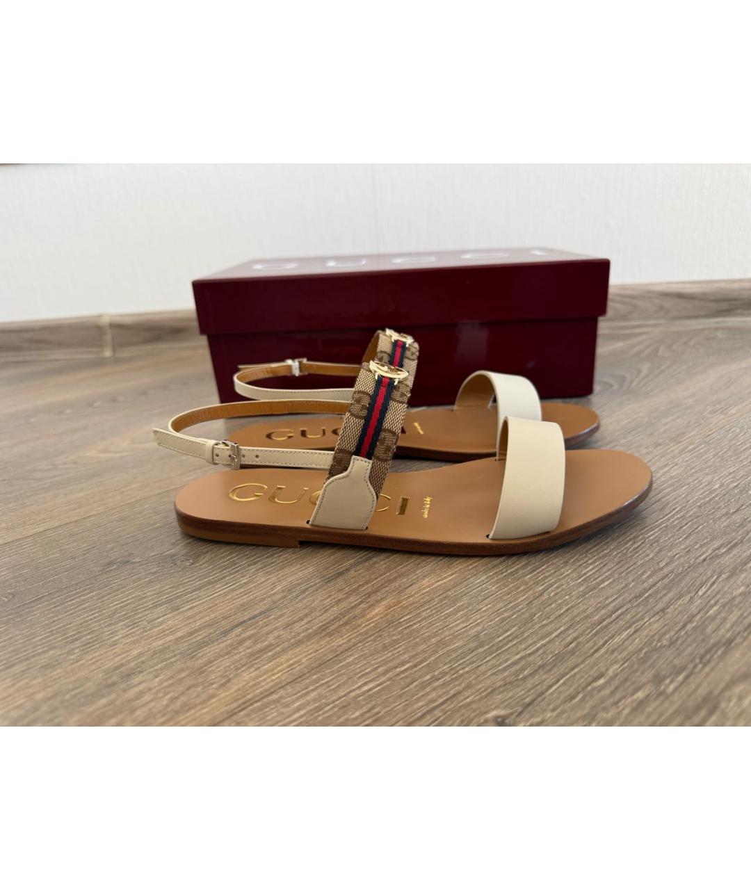 GUCCI Бежевые кожаные босоножки, фото 3