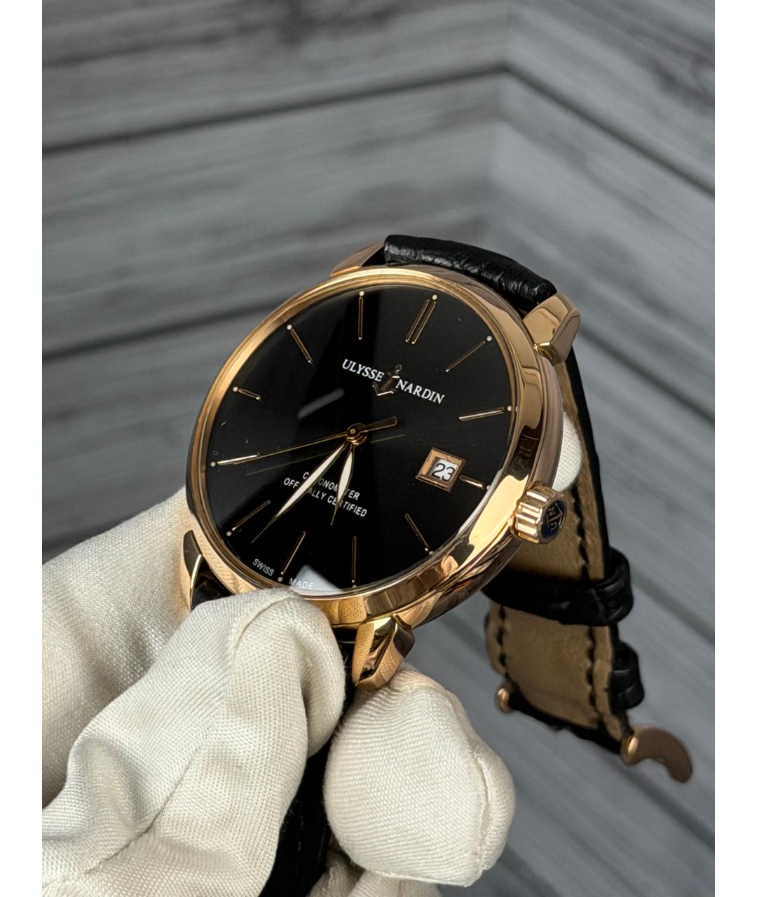 Ulysse Nardin Черные часы из розового золота, фото 3