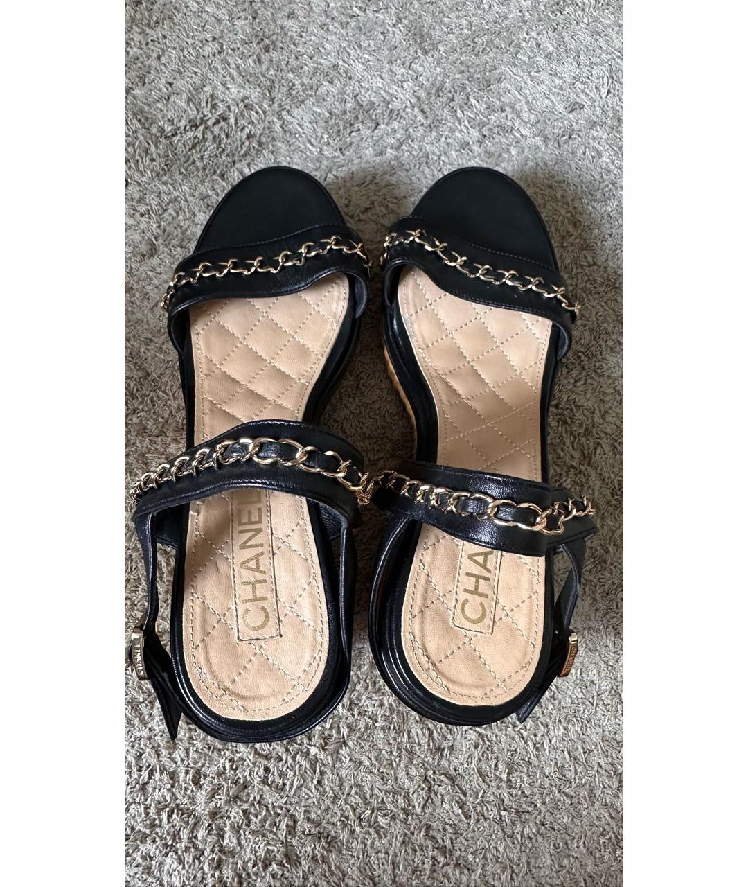 CHANEL Черные кожаные босоножки, фото 2