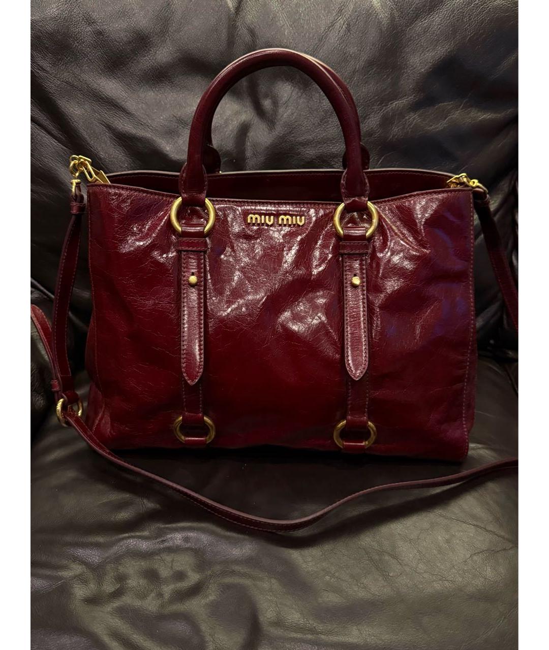 MIU MIU Бордовая кожаная сумка с короткими ручками, фото 2
