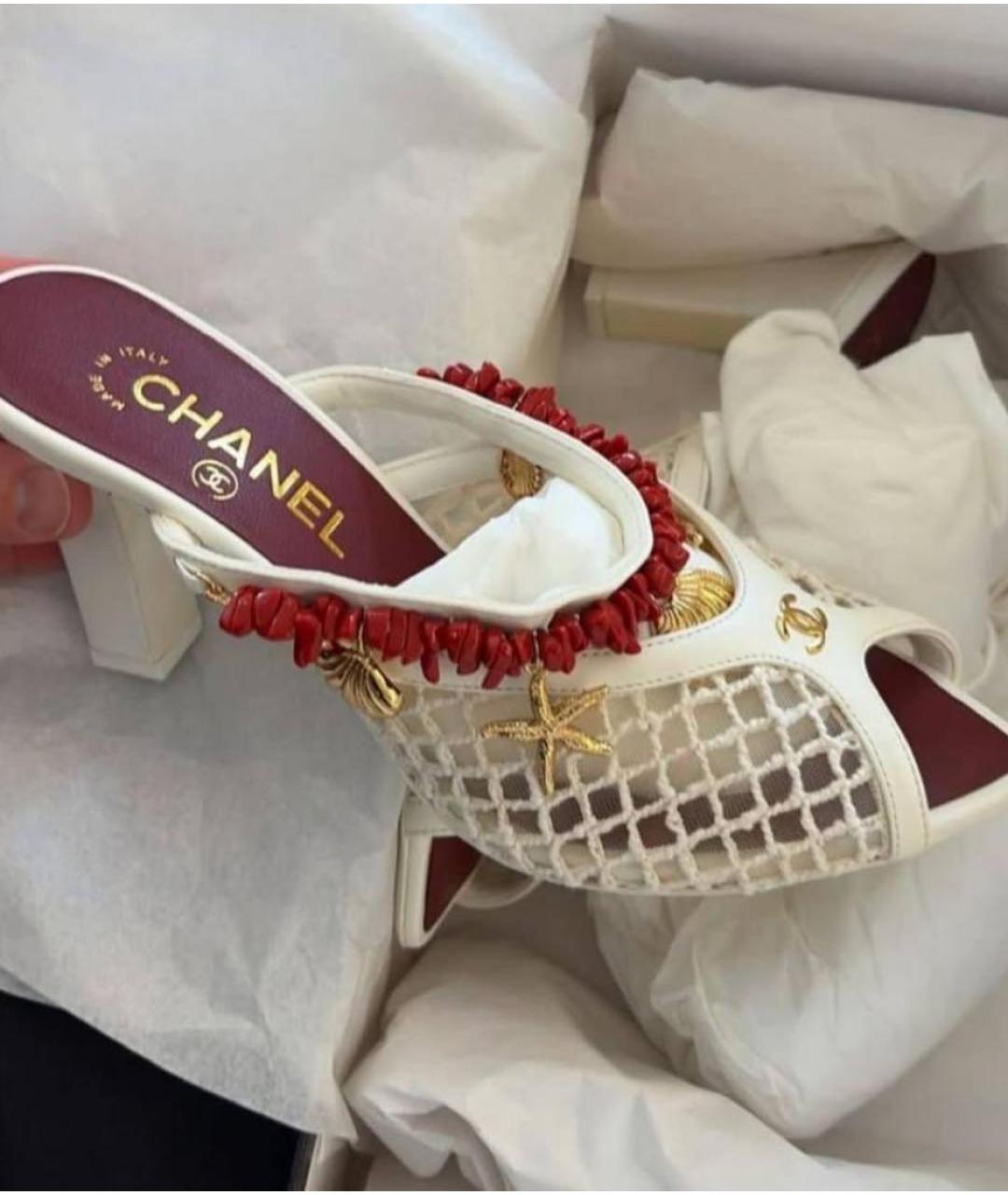 CHANEL Белые кожаные туфли, фото 2