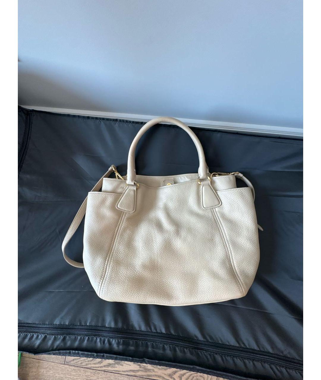 PRADA Бежевая кожаная сумка тоут, фото 3