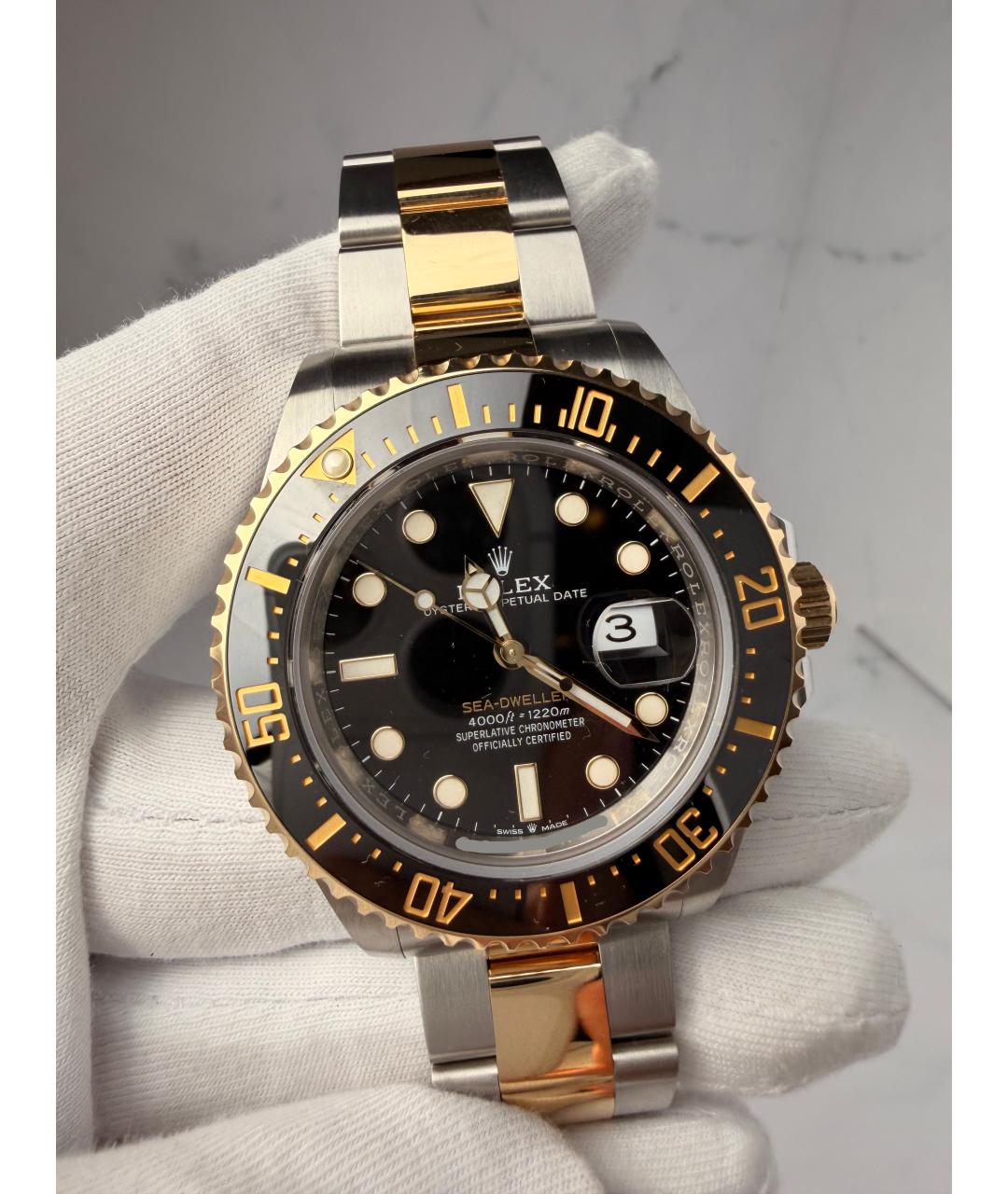 ROLEX Черные часы из желтого золота, фото 3