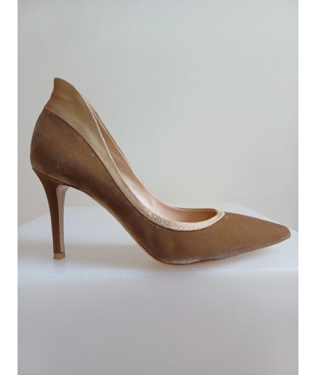 GIANVITO ROSSI Коричневые бархатные туфли, фото 10