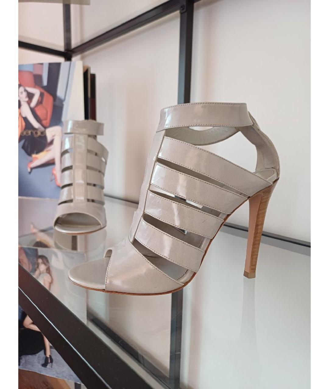 GIANVITO ROSSI Серые кожаные босоножки, фото 5