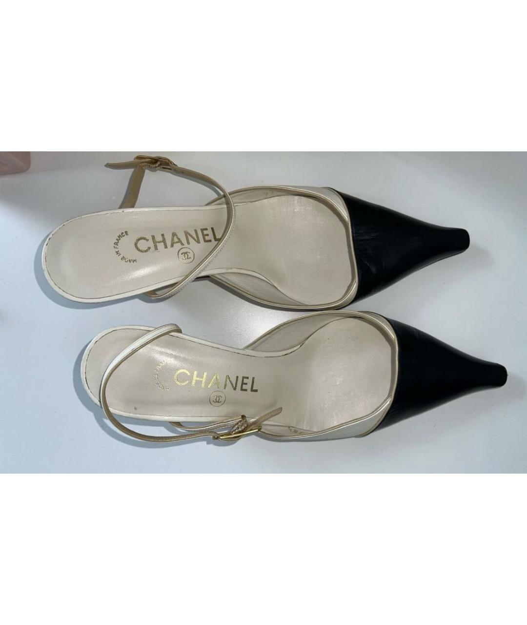 CHANEL Бежевые кожаные босоножки, фото 2