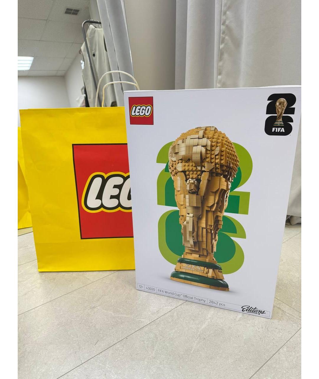 LEGO Желтая пластиковая игрушка, фото 2