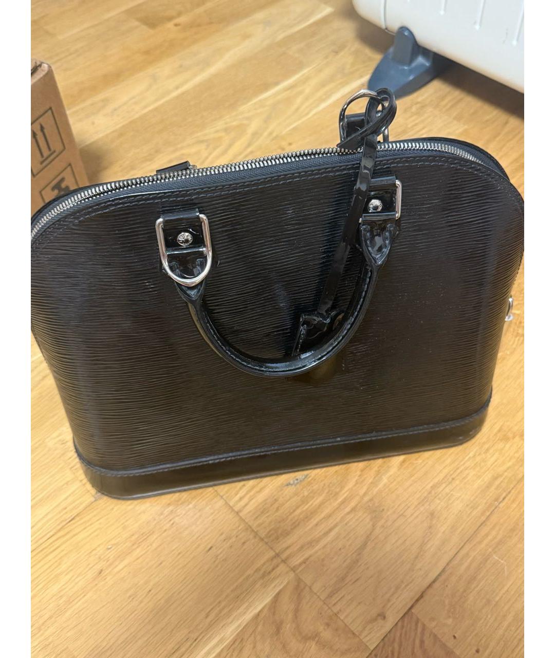 LOUIS VUITTON Черная кожаная сумка с короткими ручками, фото 2