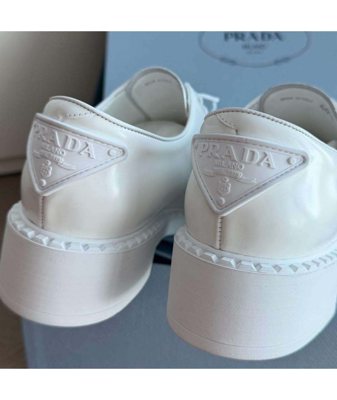 PRADA Белые кожаные лоферы, фото 7