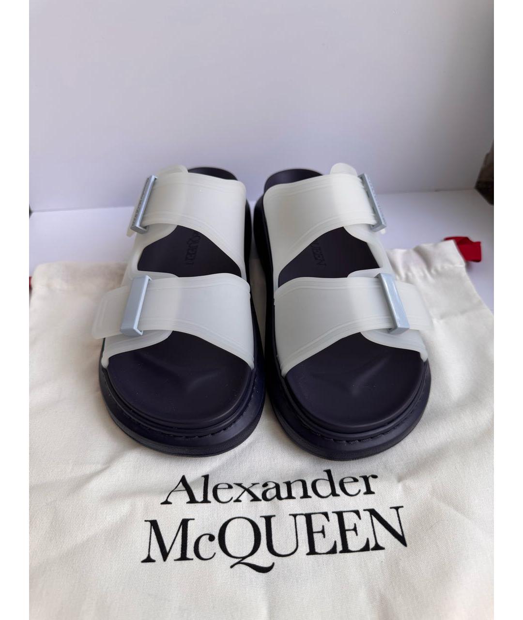 ALEXANDER MCQUEEN Белые резиновые сандалии, фото 2