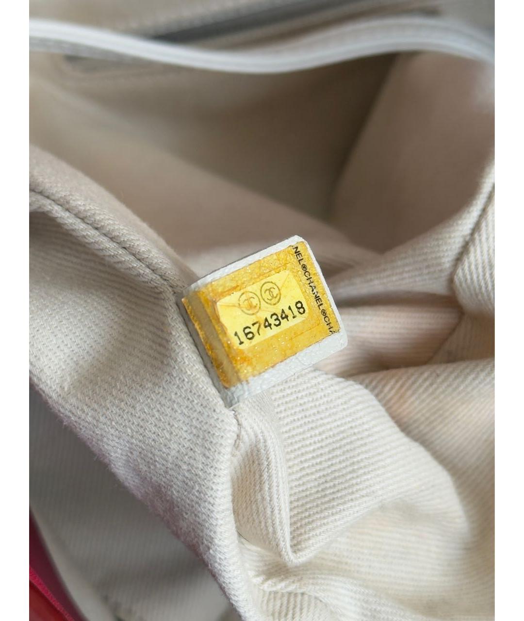 CHANEL Красная сумка через плечо из лакированной кожи, фото 5