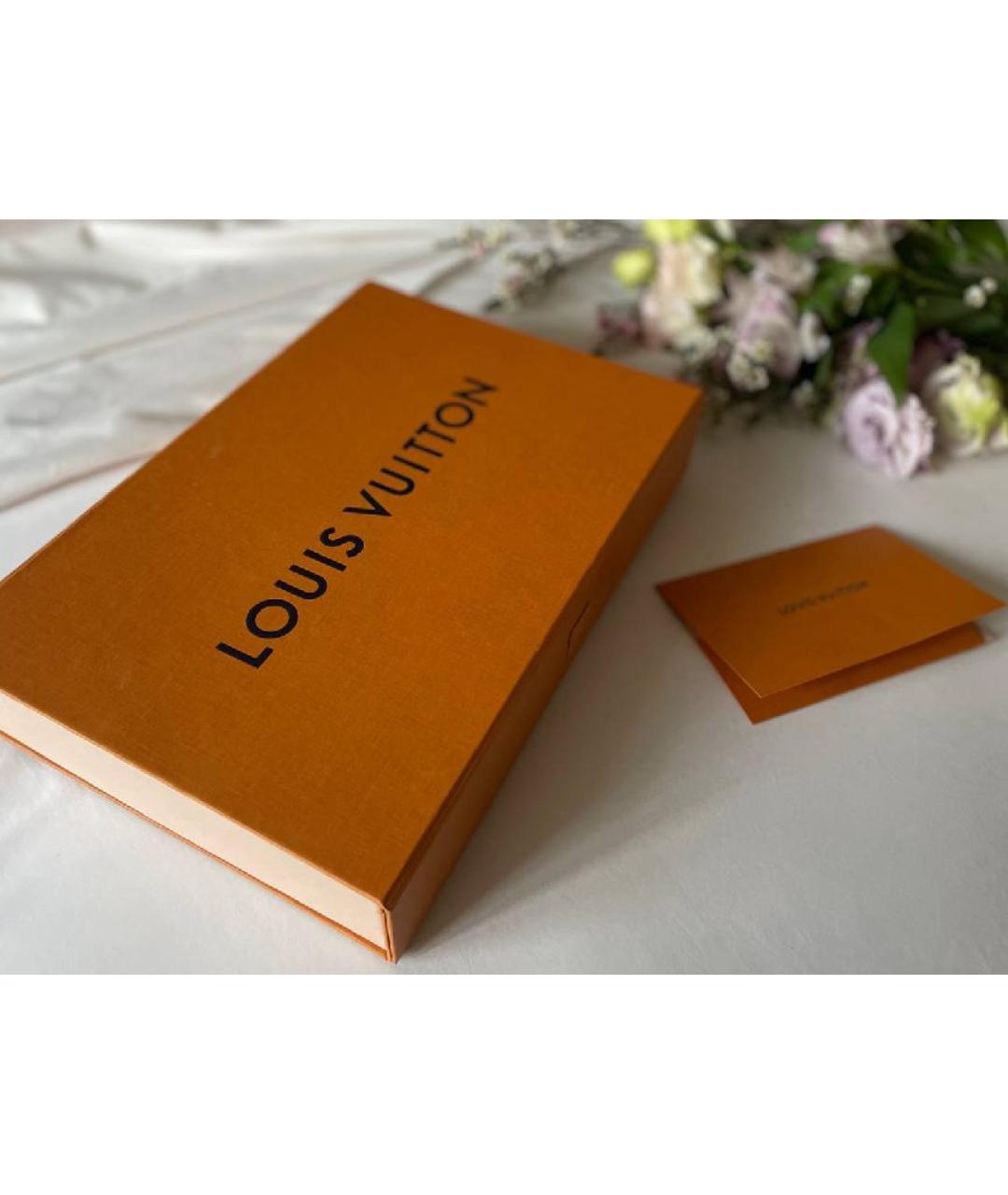 LOUIS VUITTON Книга, фото 3