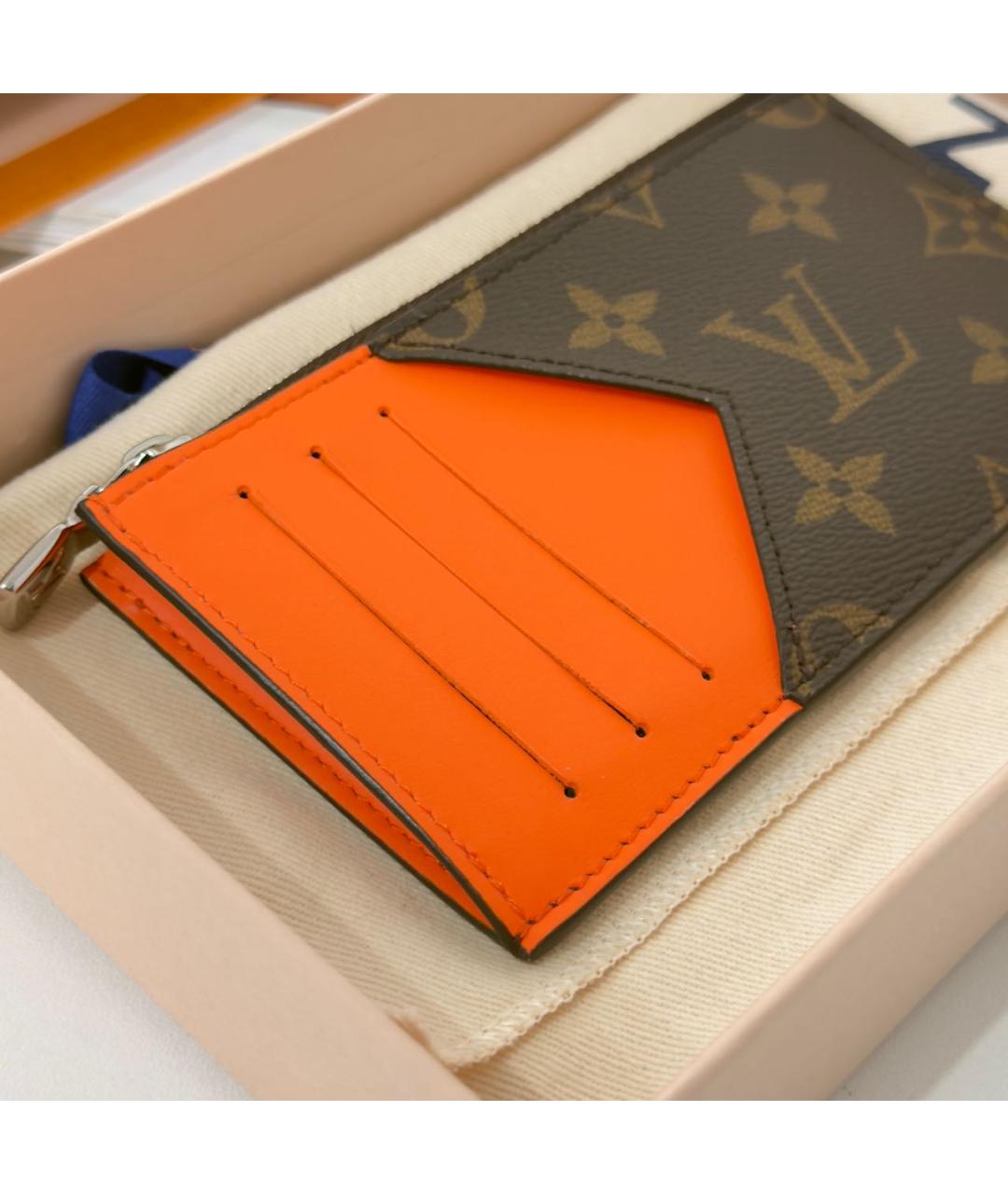 LOUIS VUITTON Красный кардхолдер, фото 4