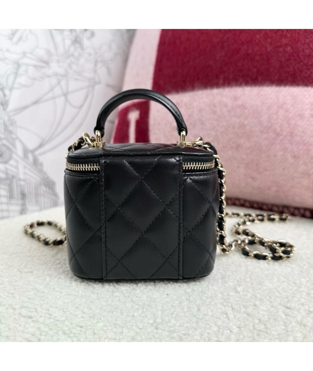 CHANEL Черная кожаная сумка через плечо, фото 3