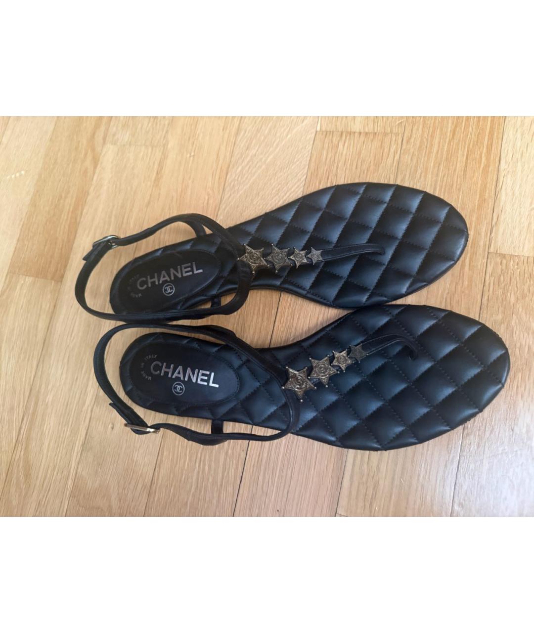 CHANEL Черные кожаные сандалии, фото 2