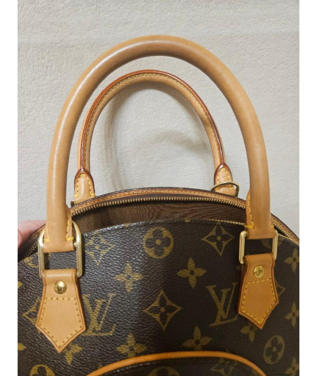 LOUIS VUITTON Коричневая сумка с короткими ручками, фото 8