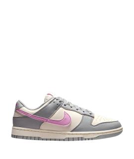 NIKE Кроссовки