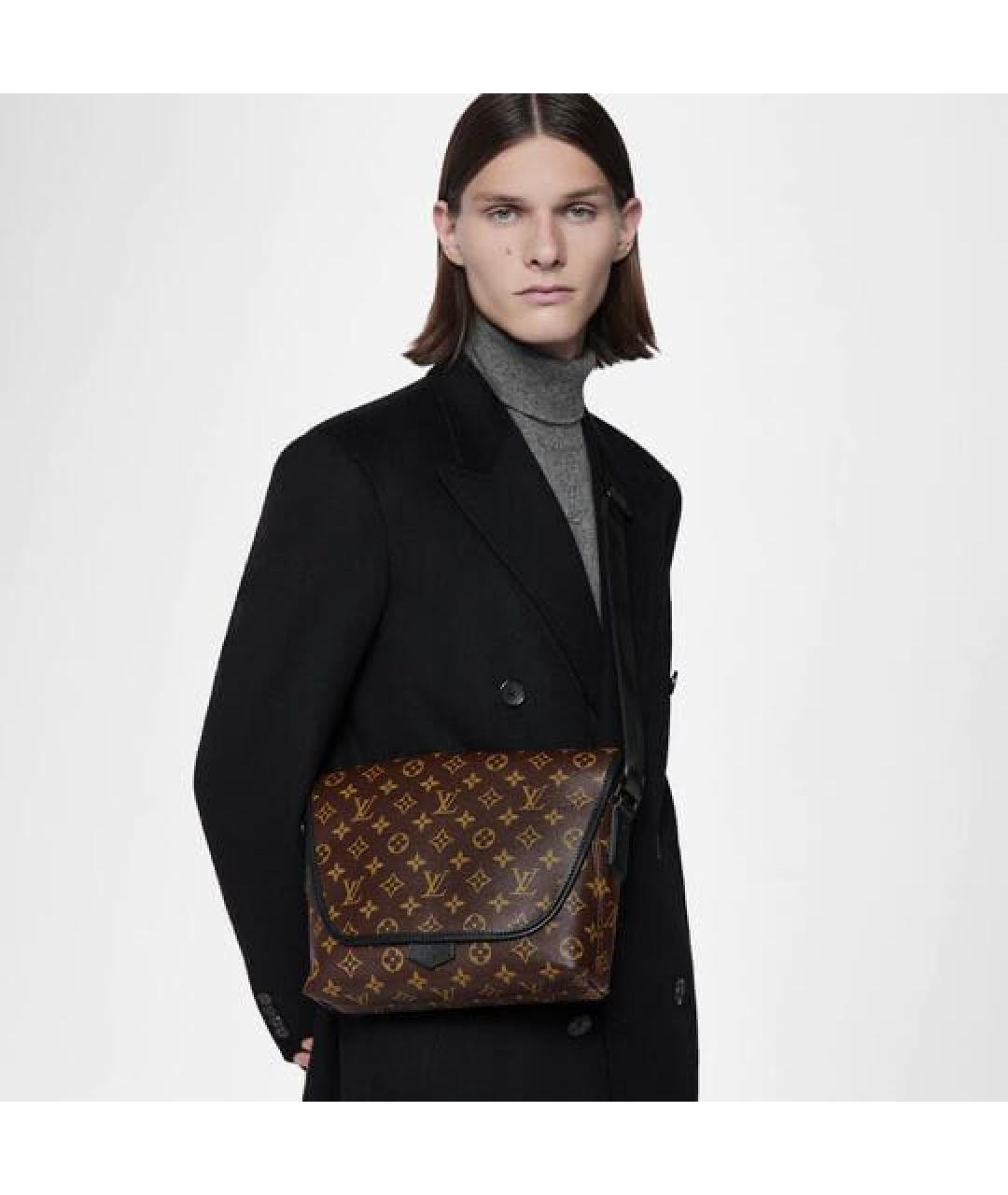 LOUIS VUITTON Коричневая сумка на плечо, фото 4