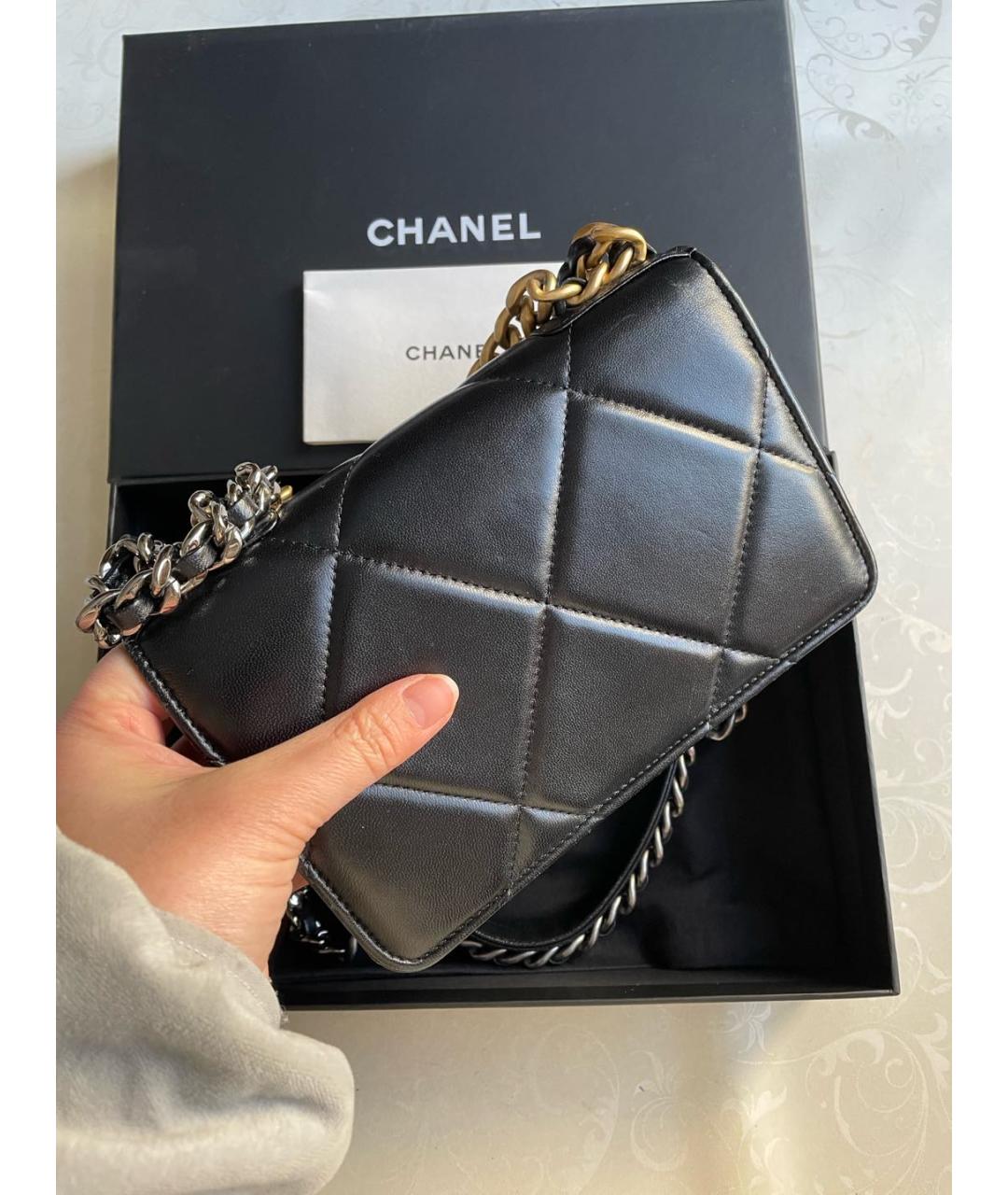 CHANEL Черная кожаная сумка через плечо, фото 3