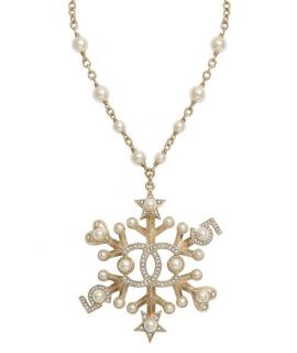 CHANEL Колье