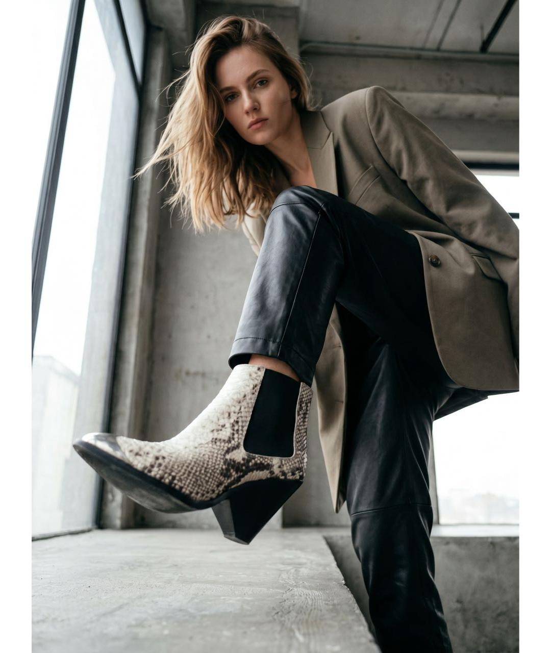 ISABEL MARANT Бежевые ботинки из экзотической кожи, фото 3