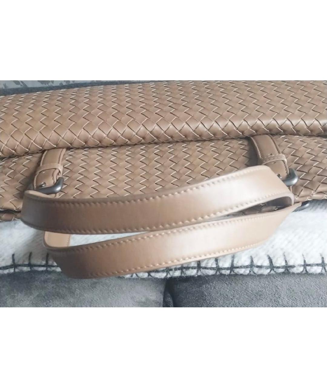 BOTTEGA VENETA Бежевая кожаная сумка с короткими ручками, фото 8