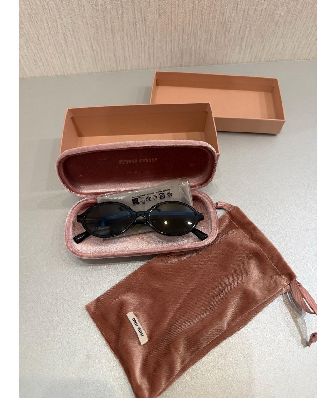 MIU MIU Черные пластиковые солнцезащитные очки, фото 2