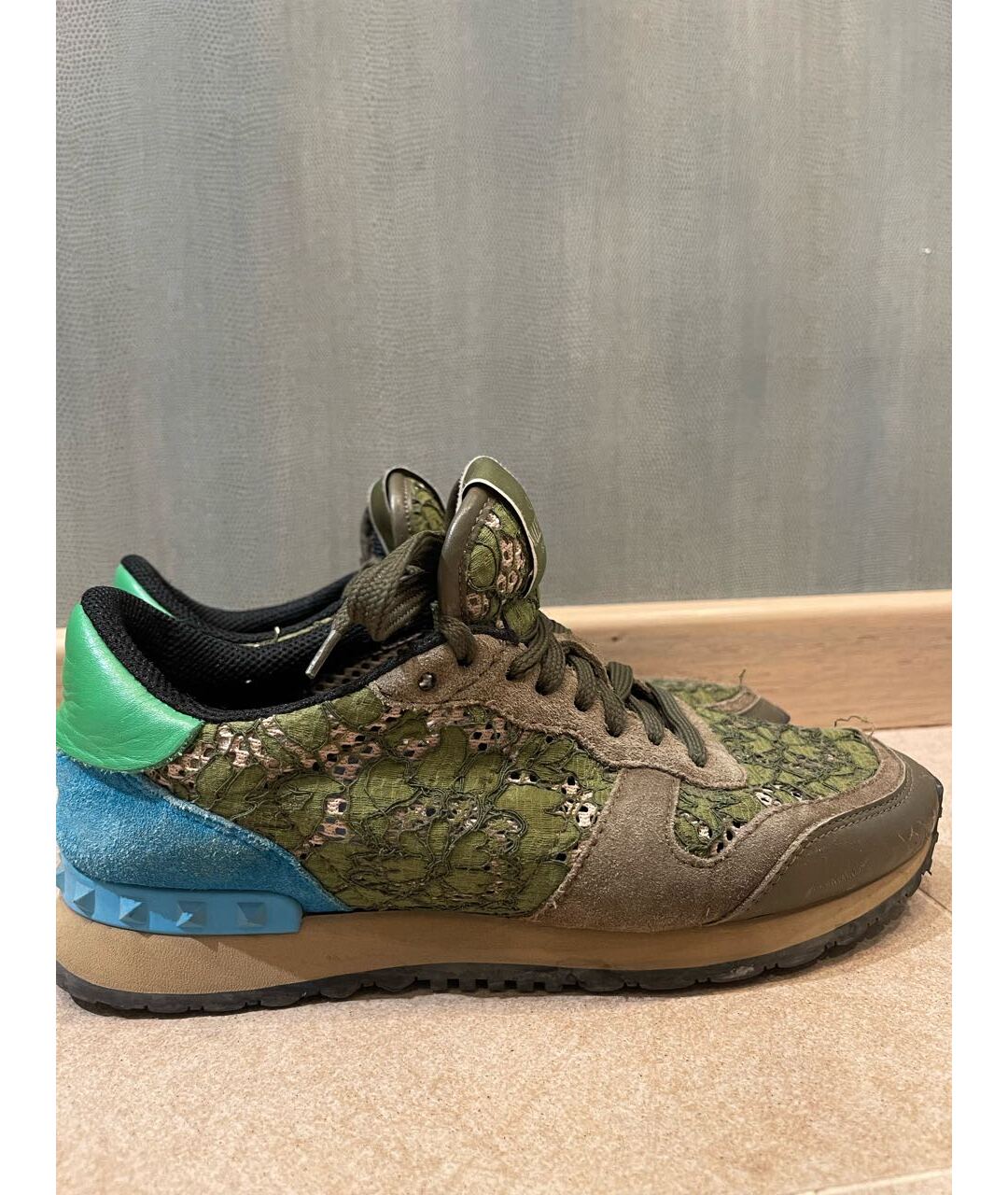 Valentino trainers hot sale green