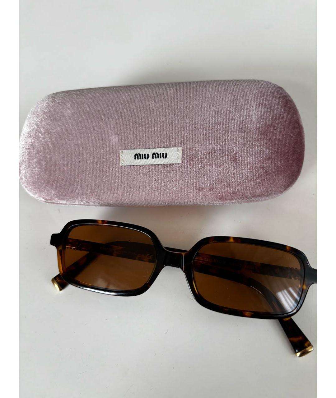 MIU MIU Коричневые пластиковые солнцезащитные очки, фото 5