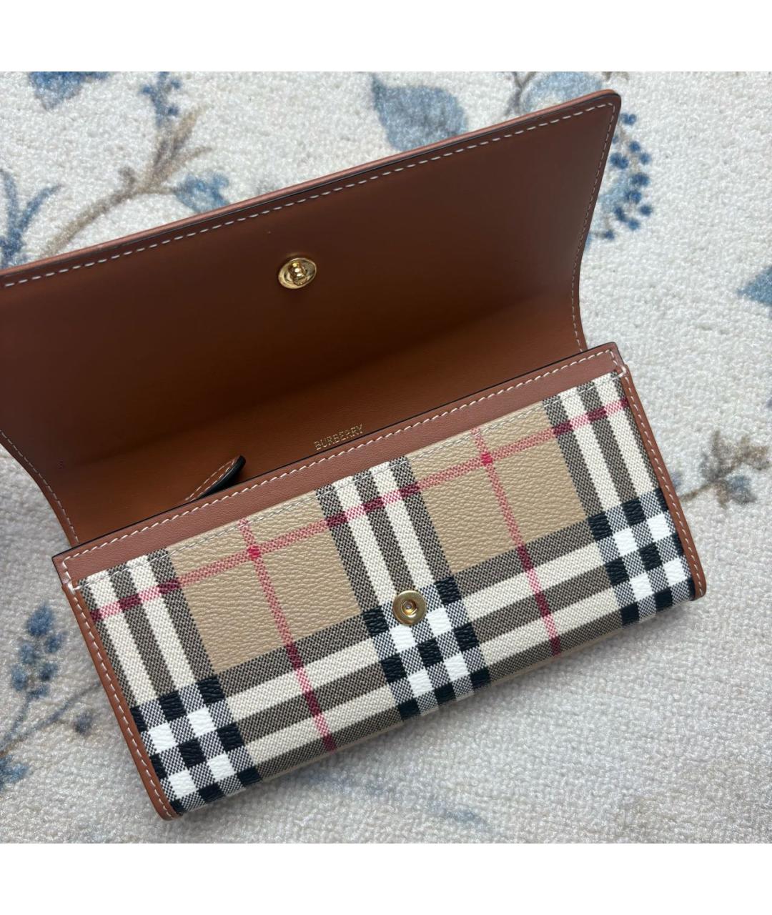 BURBERRY Бежевый кошелек, фото 4