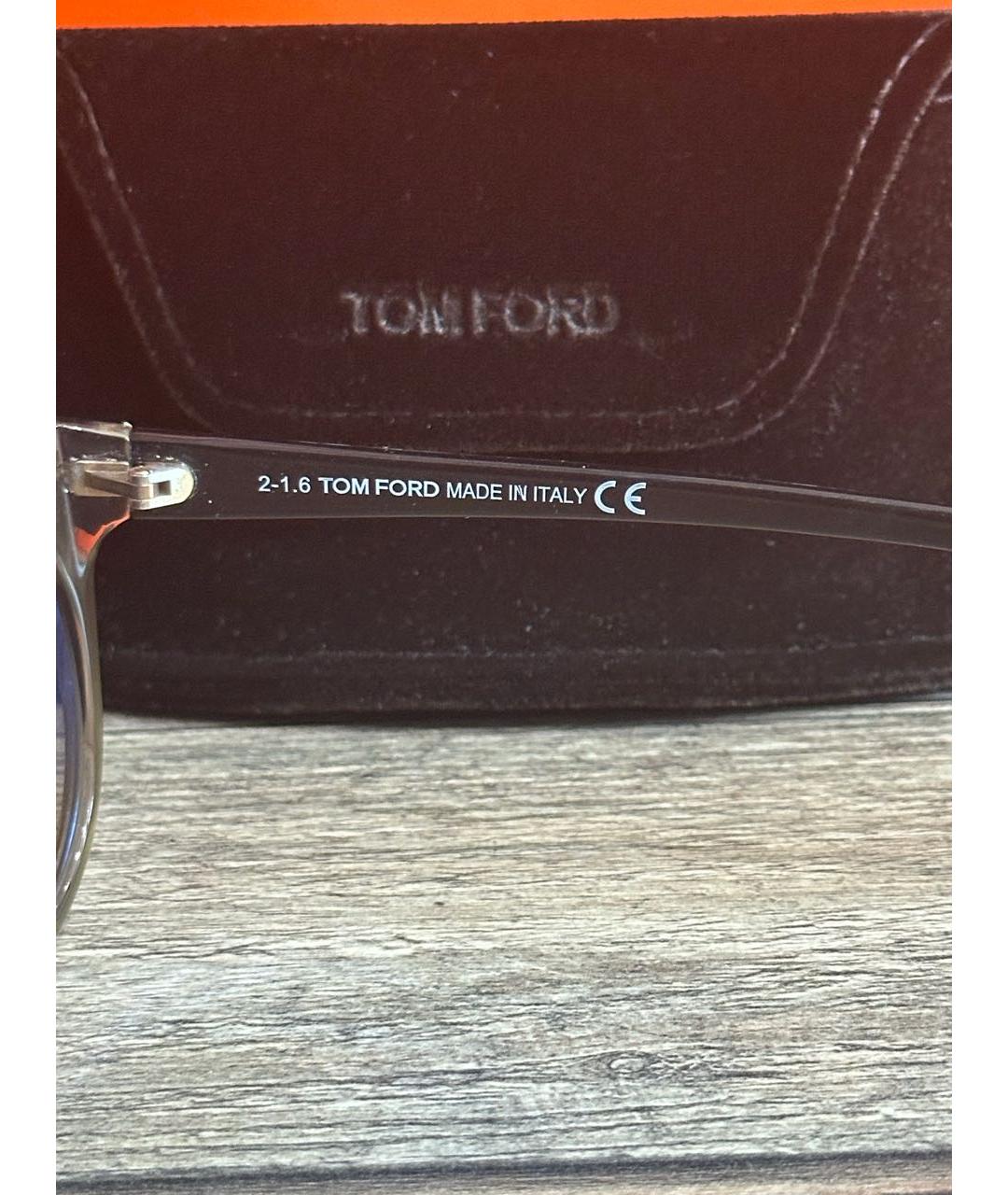 TOM FORD Бежевые пластиковые солнцезащитные очки, фото 4