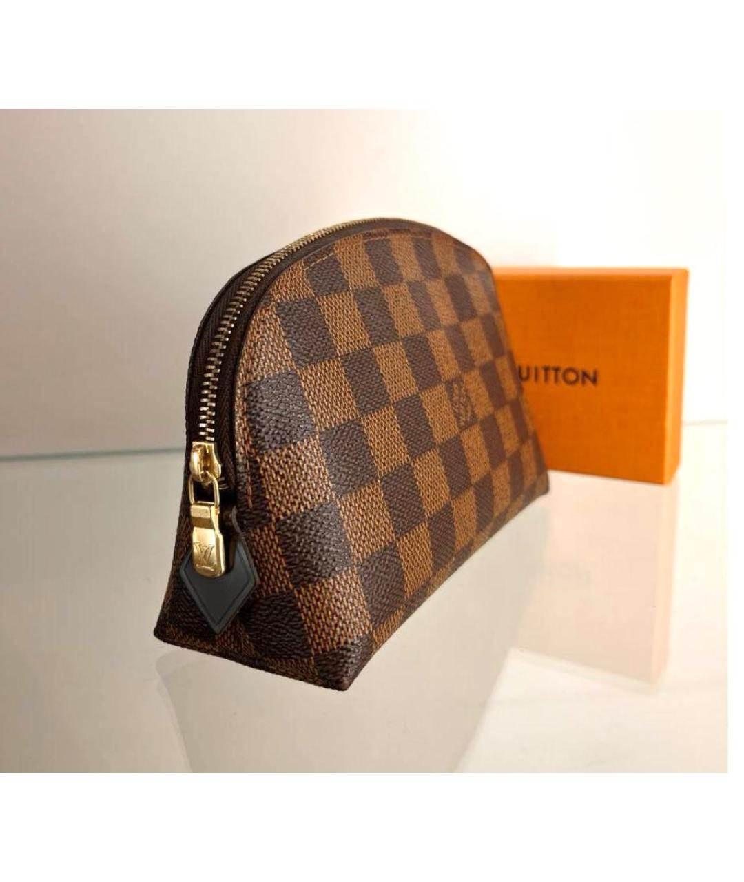 LOUIS VUITTON Коричневая косметичка, фото 7
