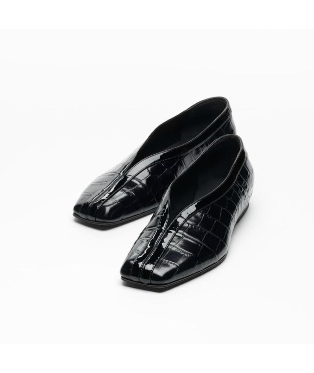 CHANEL Черные лоферы из лакированной кожи, фото 4
