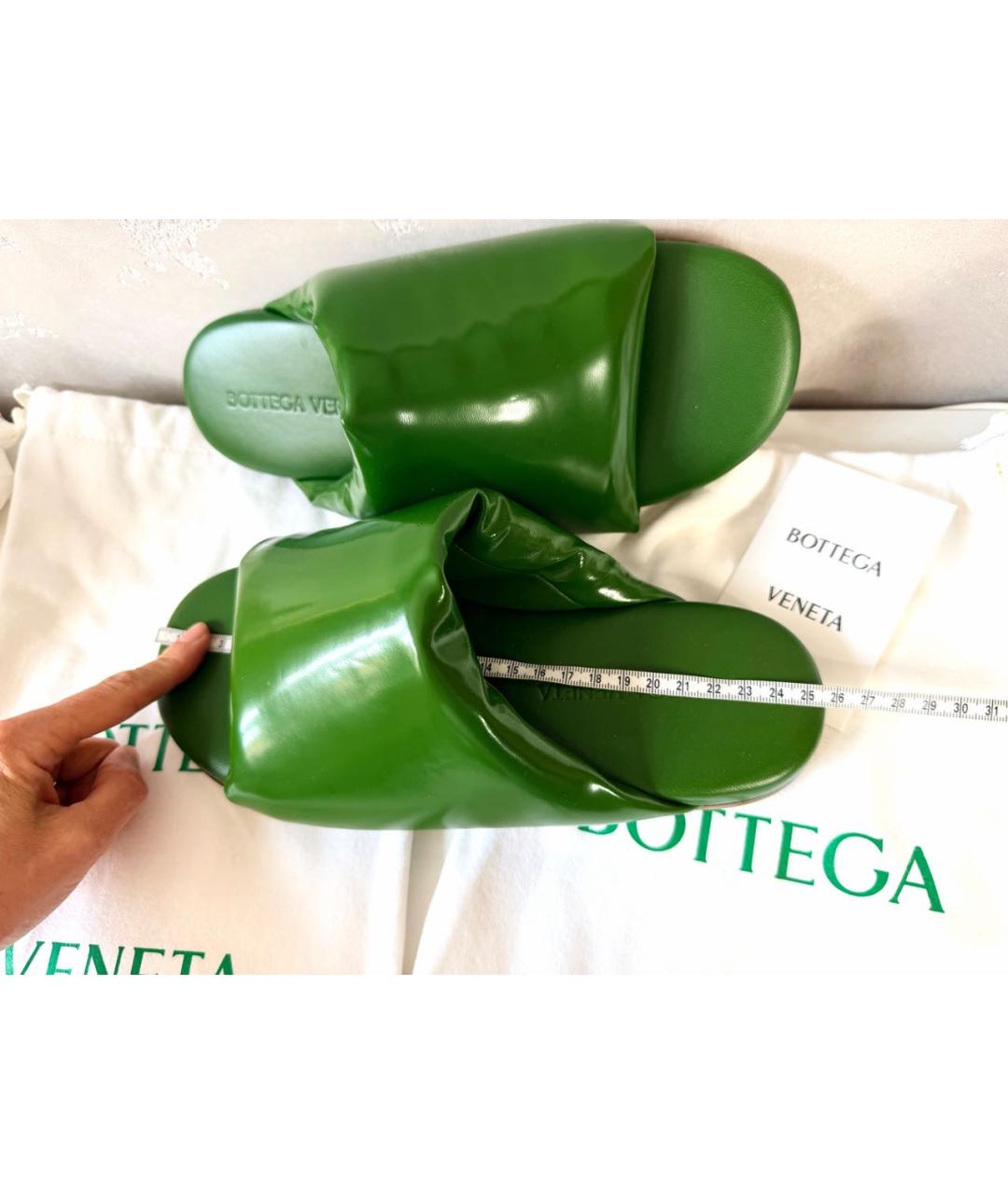 BOTTEGA VENETA Зеленые кожаные шлепанцы, фото 4