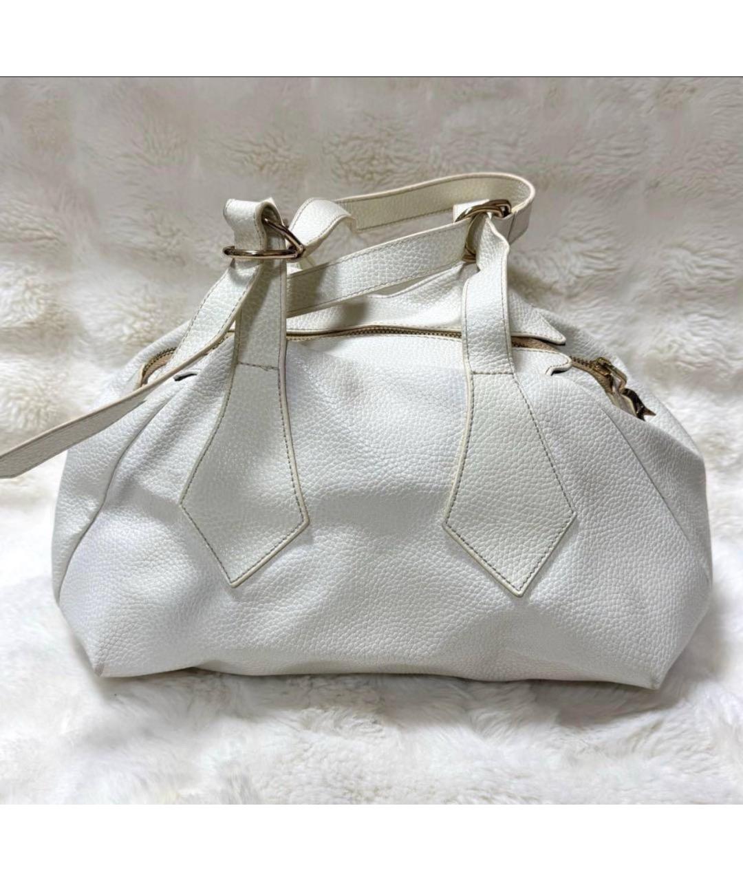 VIVIENNE WESTWOOD Белая кожаная сумка с короткими ручками, фото 3