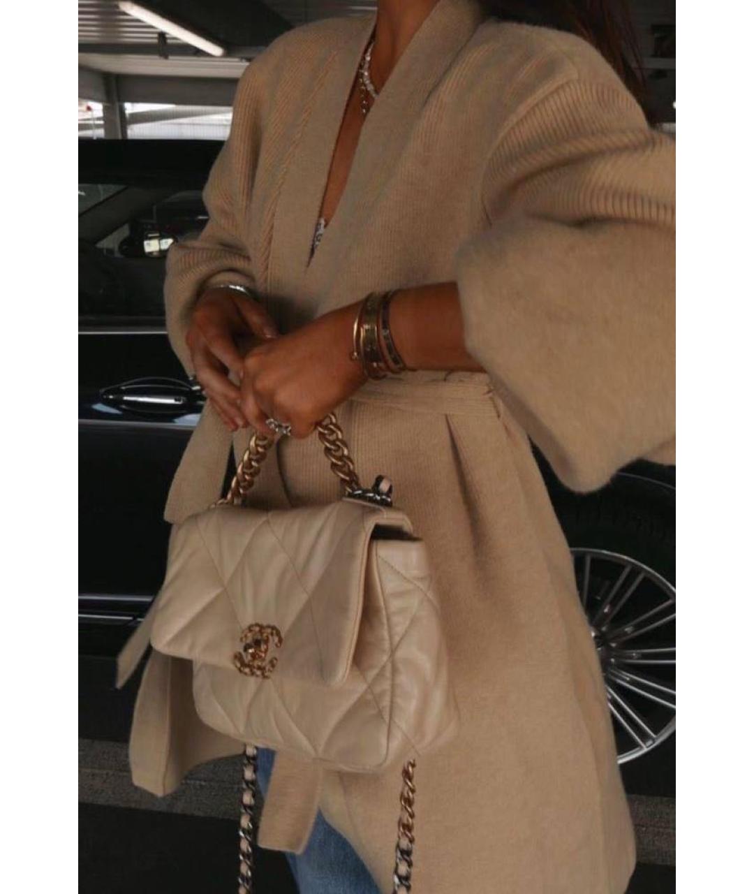 CHANEL Бежевая кожаная сумка через плечо, фото 6